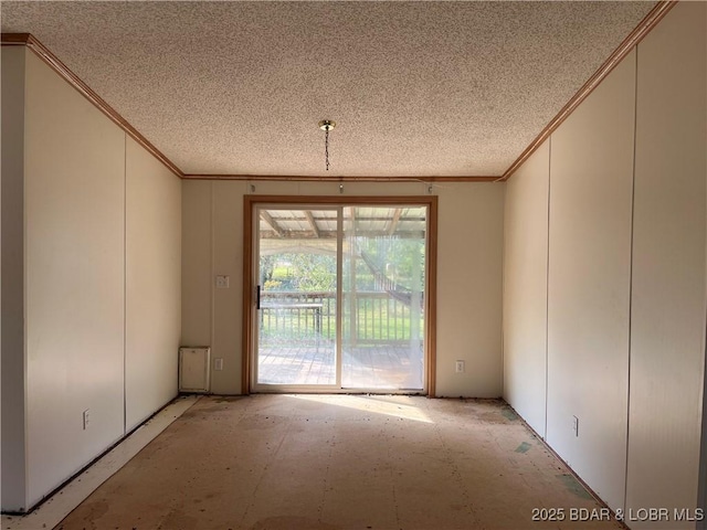 view of unfurnished dining area