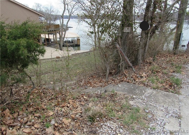 Listing photo 2 for LOTS32-35 Marina Ln, Barnett MO 65011