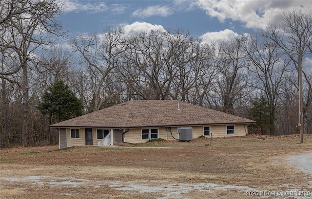 view of front of home featuring central AC