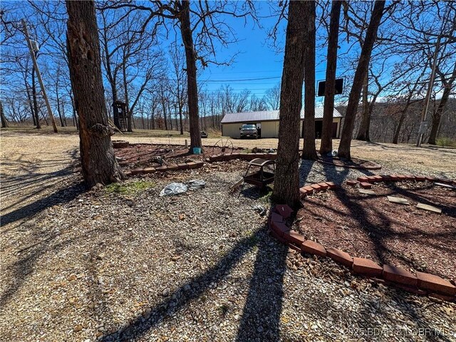 23731 Grant Rd, Barnett, MO 65011 - view of yard