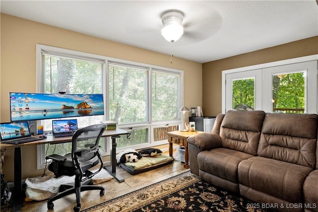 office area featuring ceiling fan