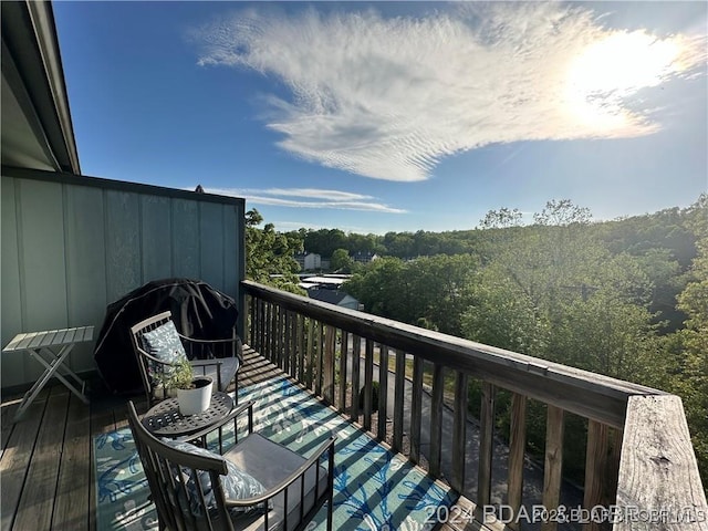 balcony featuring area for grilling