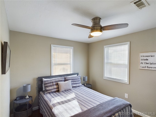 bedroom featuring ceiling fan