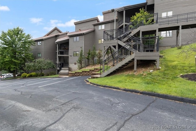 Listing photo 2 for 4481 Hamrock Ln Unit 223, Osage Beach MO 65065