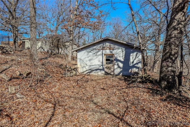 view of outdoor structure