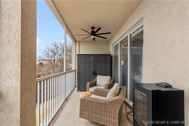 balcony with ceiling fan