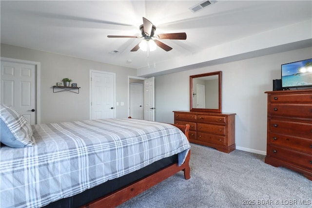 carpeted bedroom featuring ceiling fan