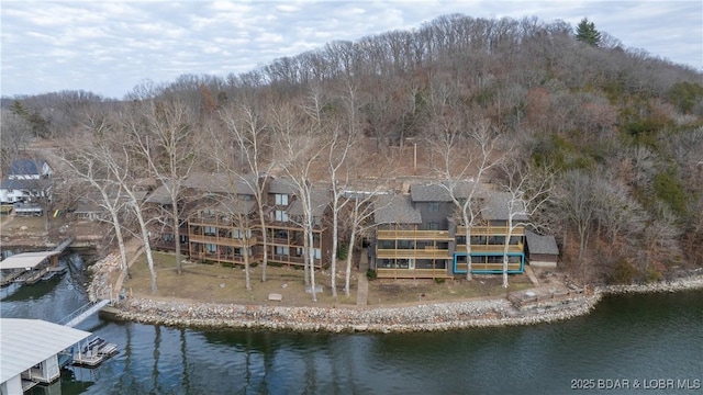 bird's eye view featuring a water view