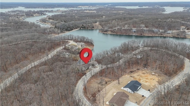 Listing photo 2 for 422 Scarsdale Cir, Lake Ozark MO 65049