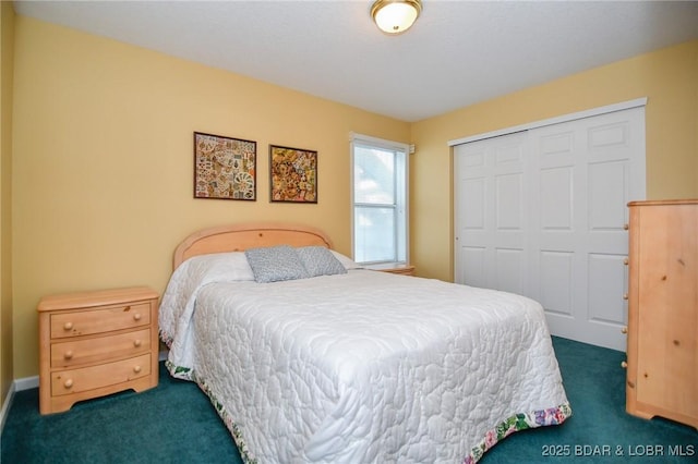 carpeted bedroom featuring a closet