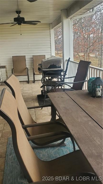 view of patio with ceiling fan