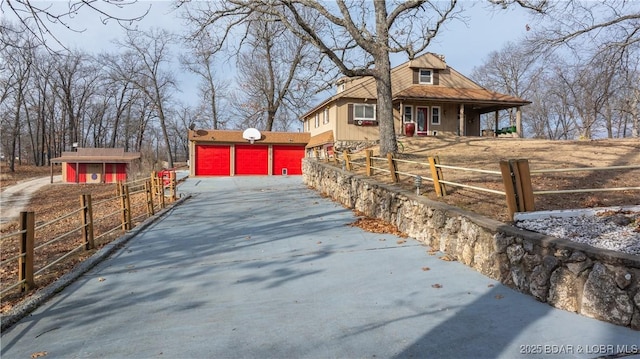 view of front of home featuring a garage