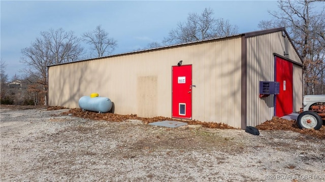 view of outdoor structure