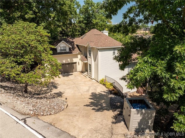 view of front of property