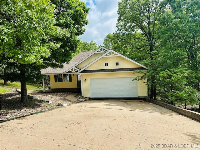 view of front of property featuring a garage