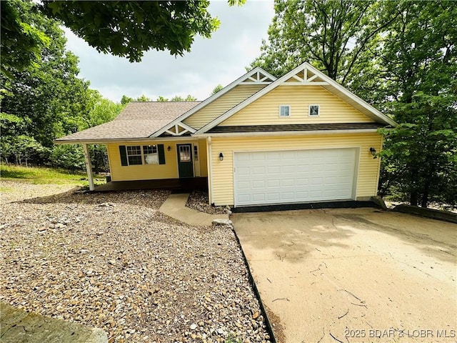 view of front facade with a garage