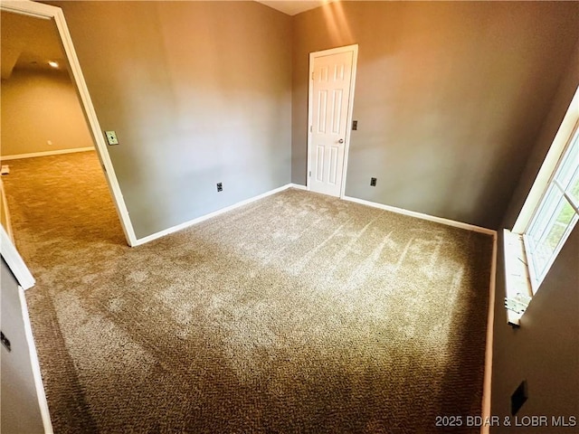 view of carpeted spare room