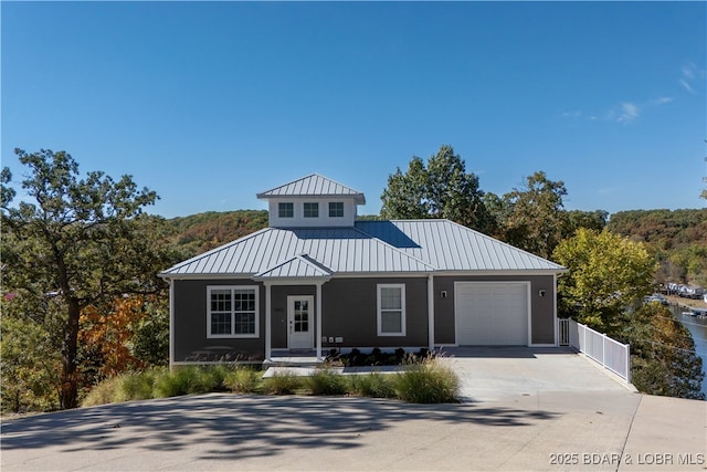 view of front of house featuring a garage