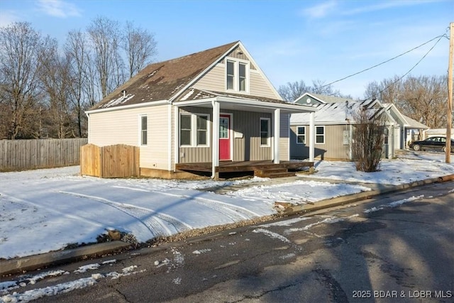 view of front of house featuring a porch