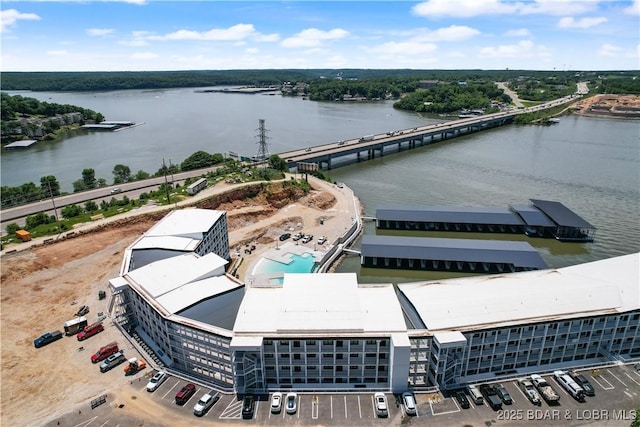 bird's eye view with a water view