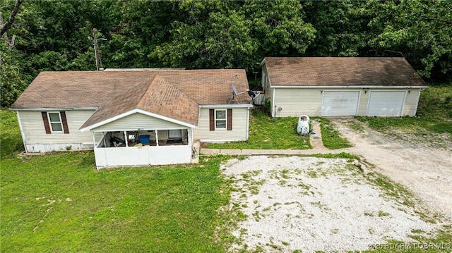 23417 Hwy Tt, Versailles, MO 65084 - aerial view of property and surrounding area