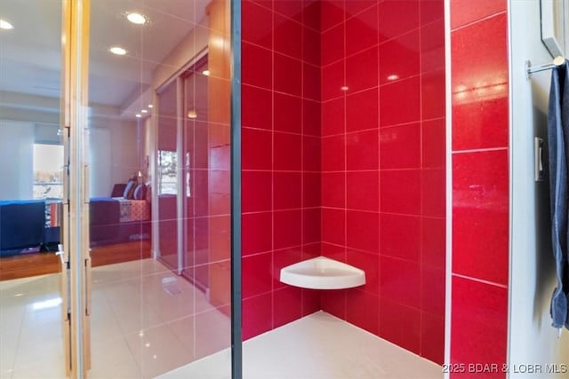 full bathroom featuring a shower stall and recessed lighting