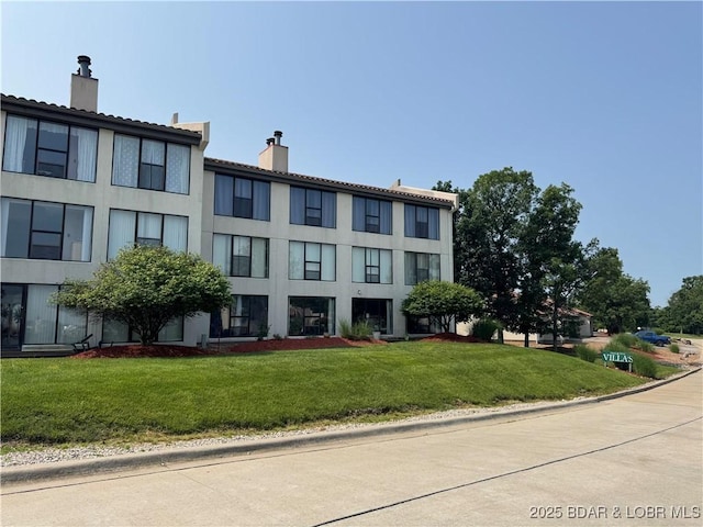 85 La Jolla Dr Unit 352-2A, Lake Ozark, MO 65049 - view of building exterior