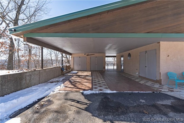 exterior space featuring a carport