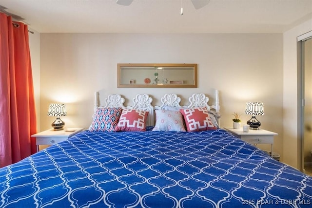 bedroom featuring a ceiling fan