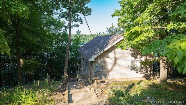 view of home's exterior