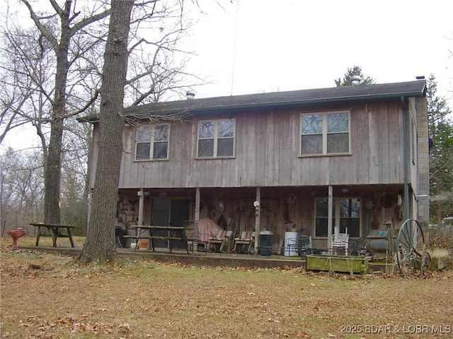 view of front of home with covered porch