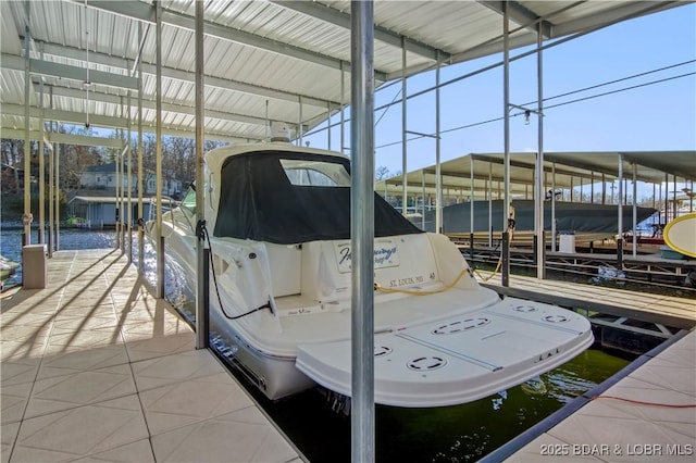 dock area featuring boat lift