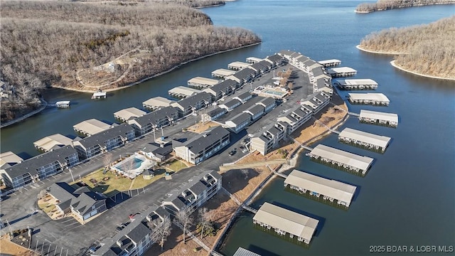 bird's eye view with a water view