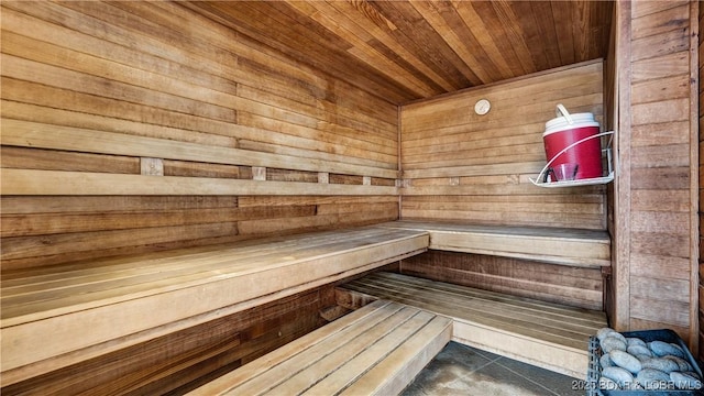 view of sauna / steam room