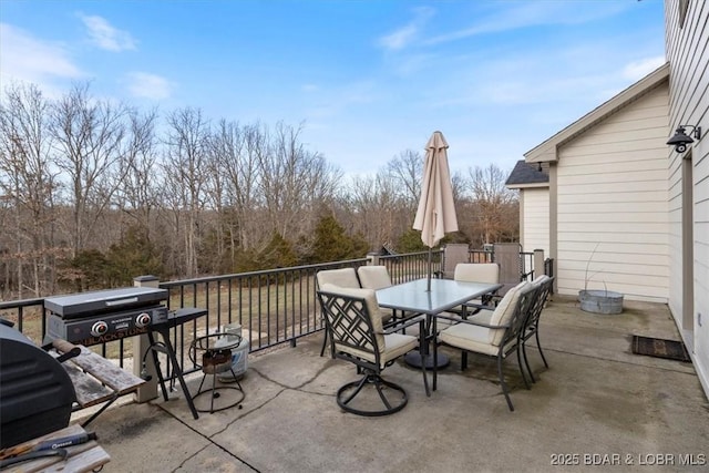 view of patio featuring outdoor dining space