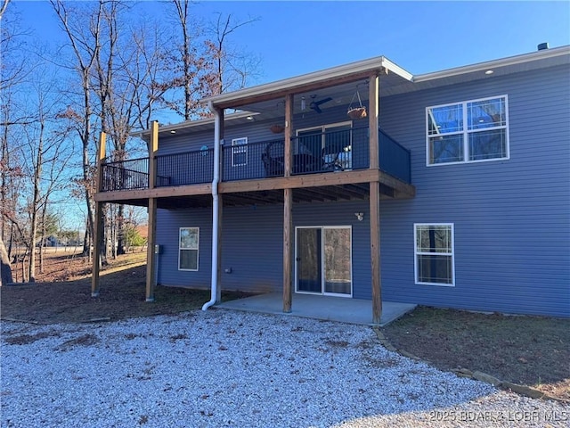 217 Highline Rd, Lake Ozark, MO 65049 - back of property with a ceiling fan and a patio area