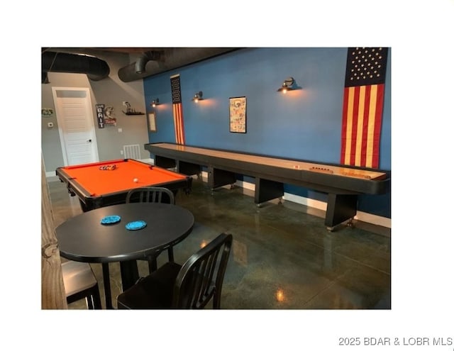 recreation room with finished concrete floors, visible vents, billiards, and baseboards