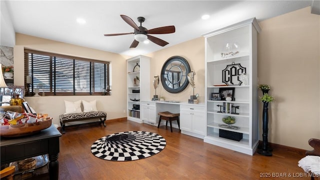 living area featuring recessed lighting, wood finished floors, baseboards, and ceiling fan