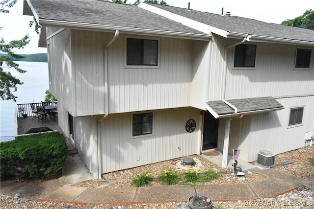 889 Malibu Rd Unit 91, Osage Beach, MO 65065 - view of front facade with a shingled roof
