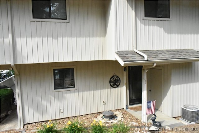 889 Malibu Rd Unit 91, Osage Beach, MO 65065 - entrance to property featuring a shingled roof