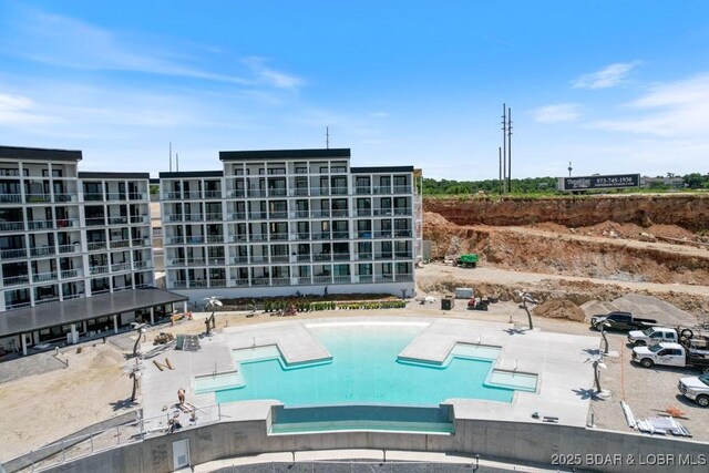 1045 Topsider Ln Unit 113, Osage Beach, MO 65065 - community pool with a patio