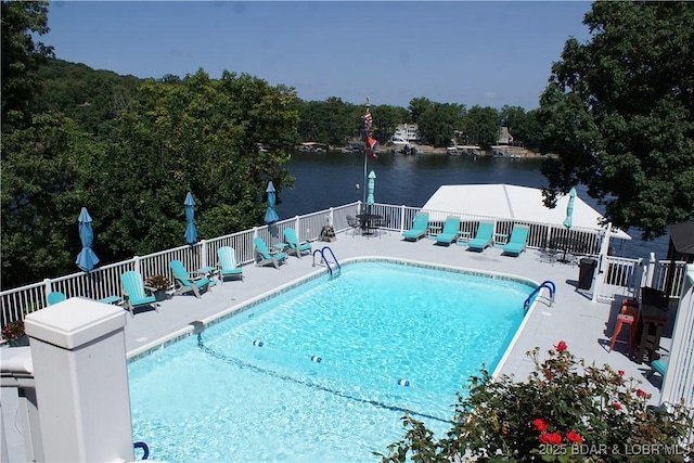 64 Windjammer Ct Unit 2D, Lake Ozark, MO 65049 - photo 2