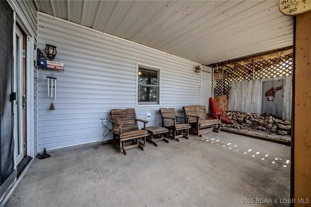 27394 Cross Ln, Barnett, MO 65011 - view of patio / terrace
