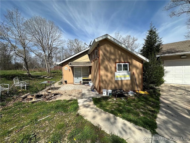 24431 Scenic Ridge Rd, Barnett, MO 65011 - view of front of home
