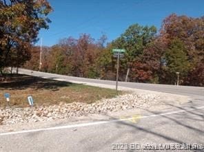 632 Evergreen Dr, Four Seasons, MO 65049