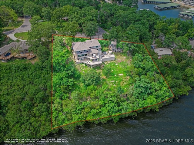 16 Hawk Hill Ct, Lake Ozark, MO 65049 - aerial overview of property's location featuring a nearby body of water and property parcel outlined