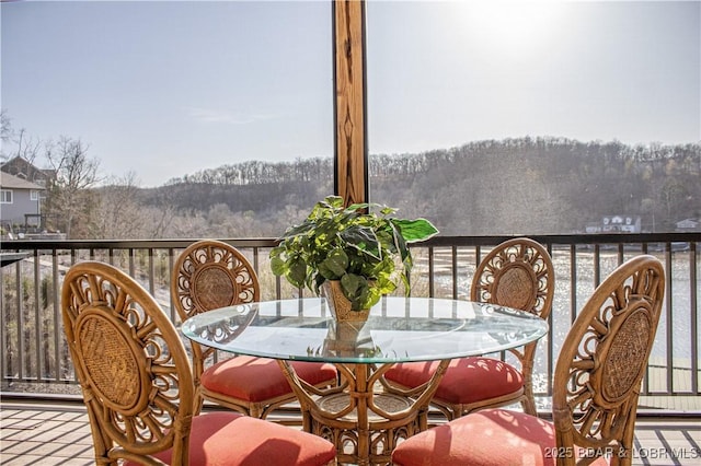 balcony with outdoor dining area