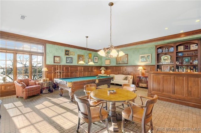 game room featuring light carpet, a wainscoted wall, crown molding, pool table, and recessed lighting