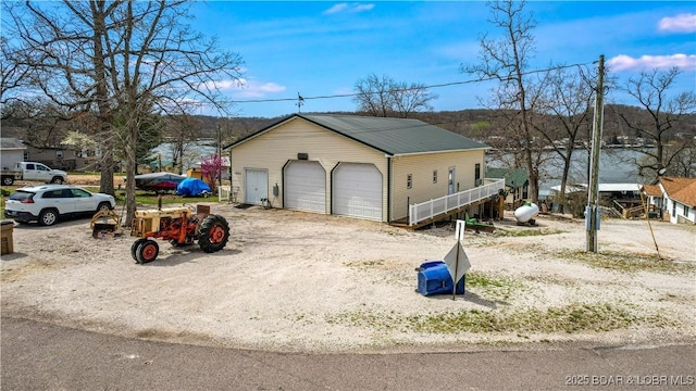 view of detached garage