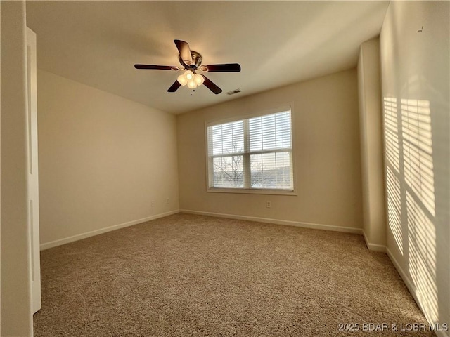 1148 Sweetwater Dr, Four Seasons, MO 65049 - unfurnished room featuring visible vents, baseboards, ceiling fan, and light carpet
